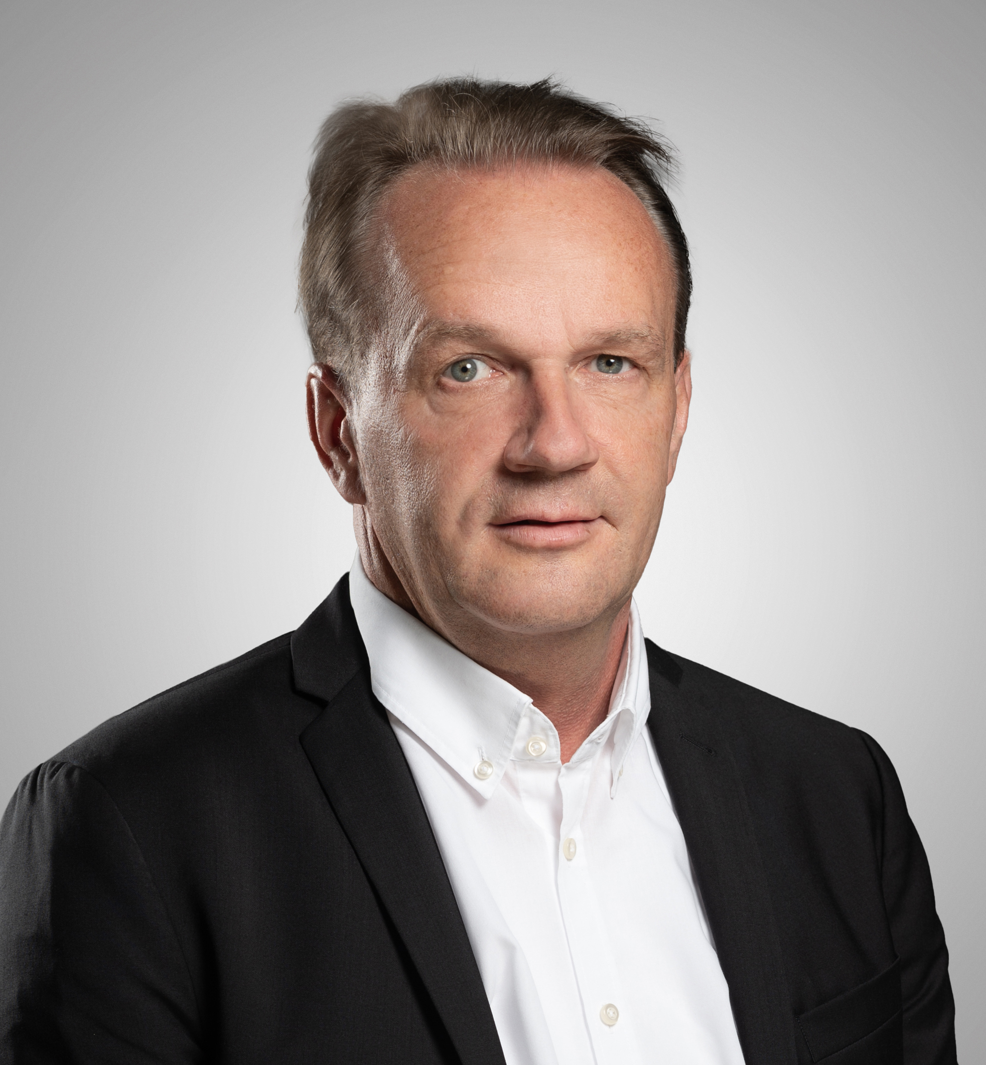 Olaf Segbert, Sales Director, Daetwyler SwissTec AG