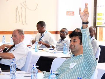 Flexofit veranstaltet ein Seminar in Dar es Salaam, Tansania, Drupa, Esko, Flexodruck, Renzmann, Tesa, Windmöller & Hölscher